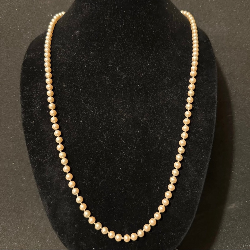 Vintage Signed Les Bernard Hand-knotted Glass Faux Pearl Necklace
